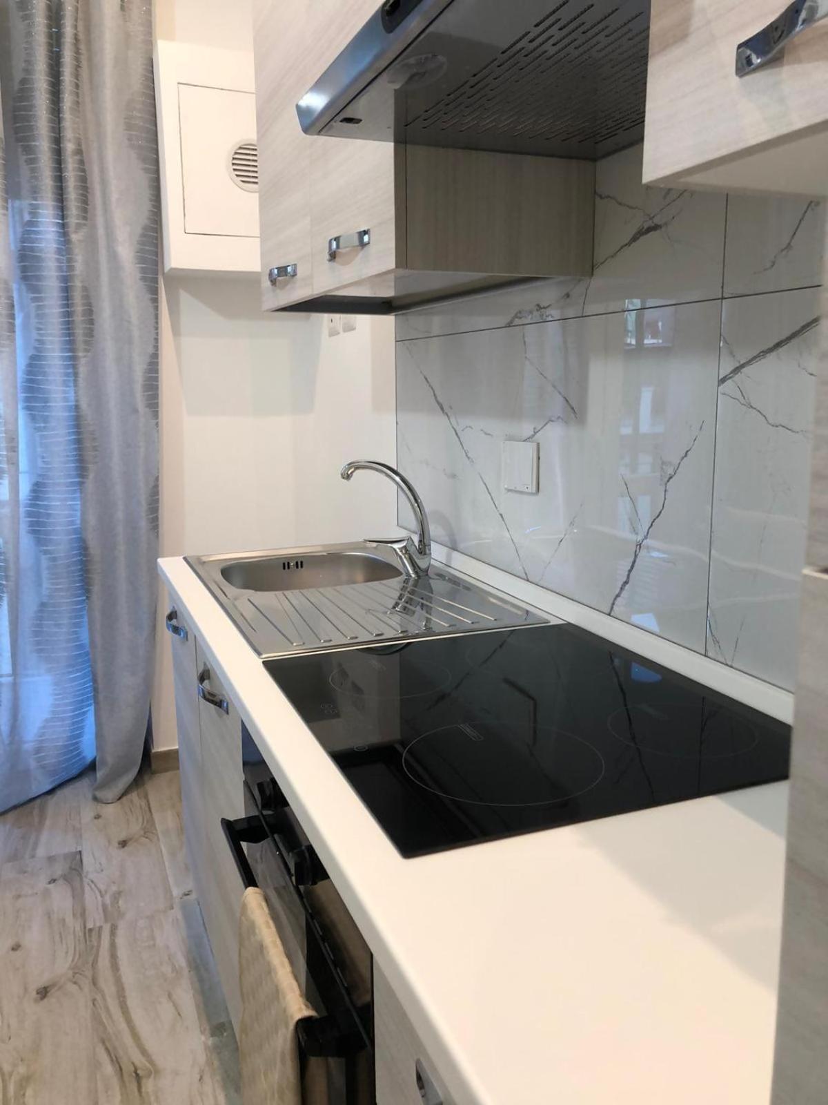 Piccola Regina Lägenhet Turin Exteriör bild