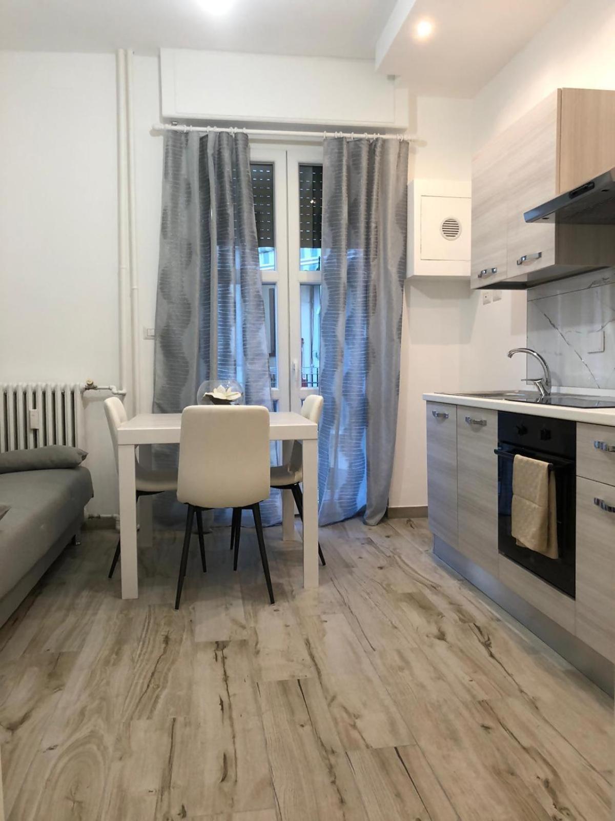 Piccola Regina Lägenhet Turin Exteriör bild